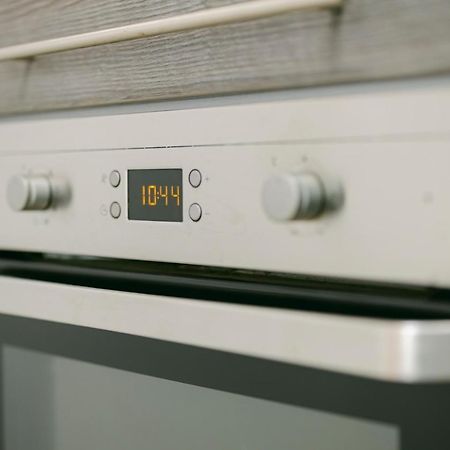 Ladenta Apartman*** ซาเกร็บ ภายนอก รูปภาพ