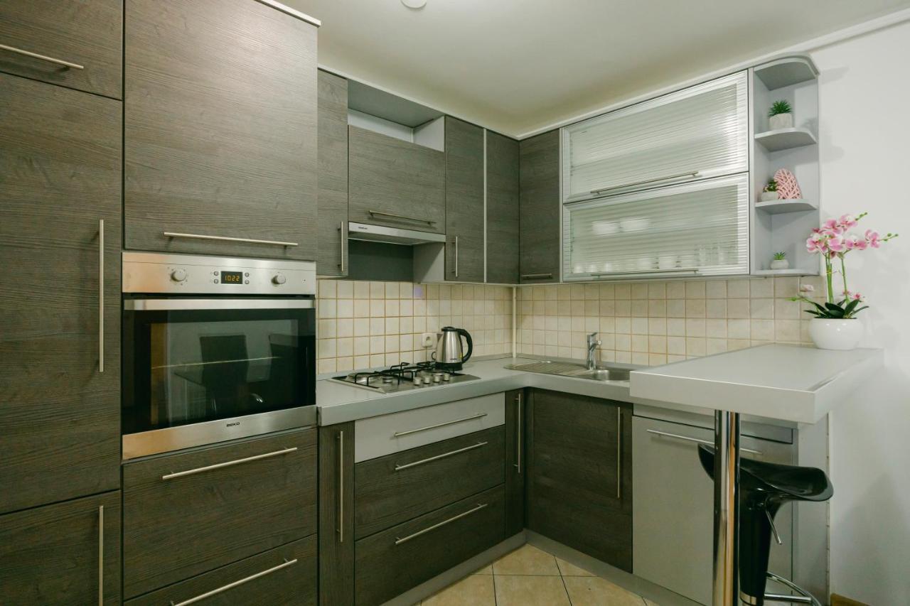 Ladenta Apartman*** ซาเกร็บ ภายนอก รูปภาพ