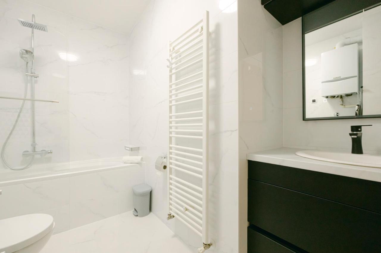 Ladenta Apartman*** ซาเกร็บ ภายนอก รูปภาพ